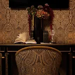 Maison Proust, & La 5*