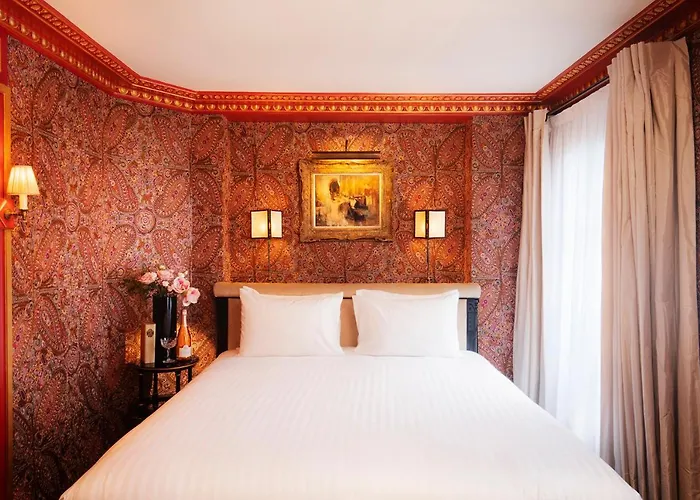 Maison Proust, & La Paris