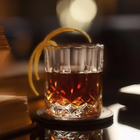 Maison Proust, & La 5*