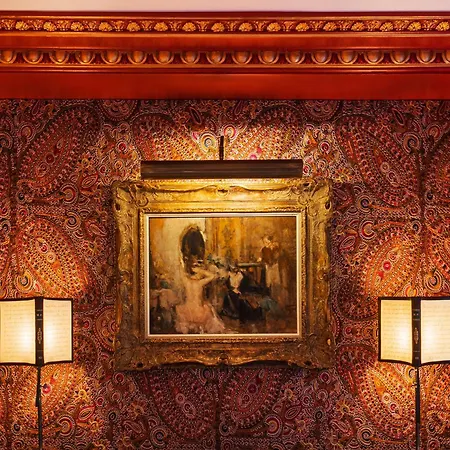 Maison Proust, & La 5* Paris