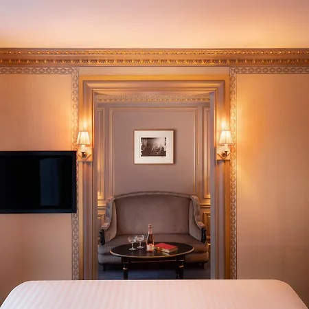 Maison Proust, & La 5*