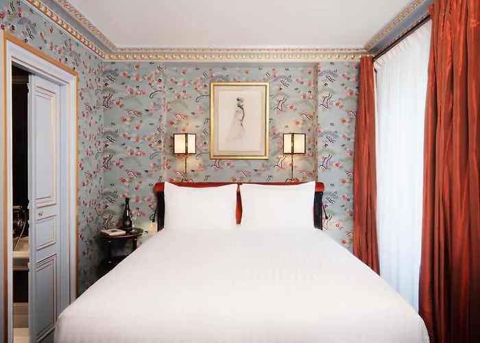 Maison Proust, & La Hotel 5*