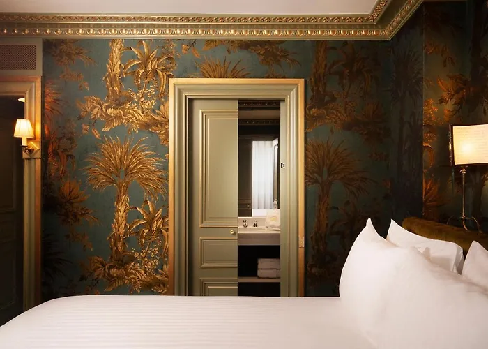 Maison Proust, & La 5*