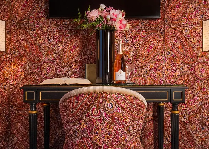 Maison Proust, & La Hotel