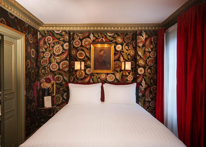 Maison Proust, & La 5* Paris