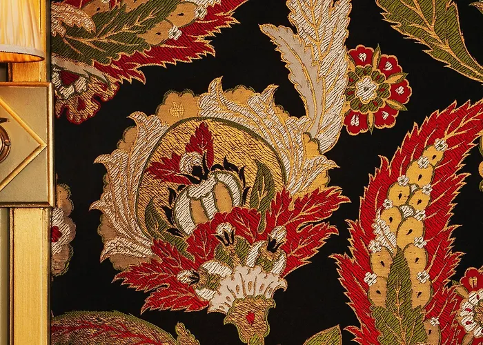 Maison Proust, & La 5*