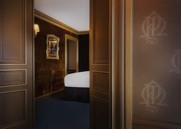 Maison Proust, & La Hotel